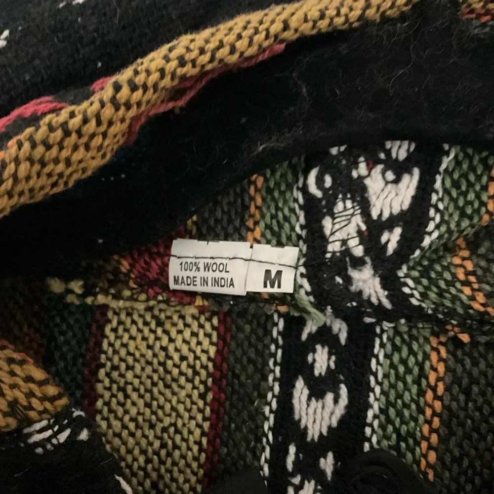 NWT Indicot premium 100% wool Baja Hoodie with Multicolor Stripes Sz L - Picture 4 of 4